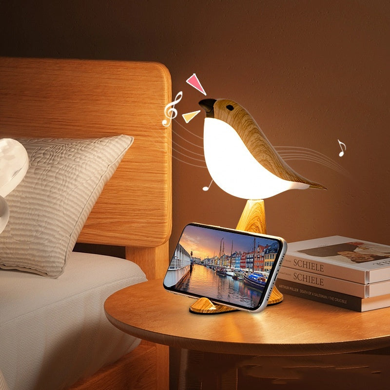 Creative With Sound USB Charging Magpie Table Lamp